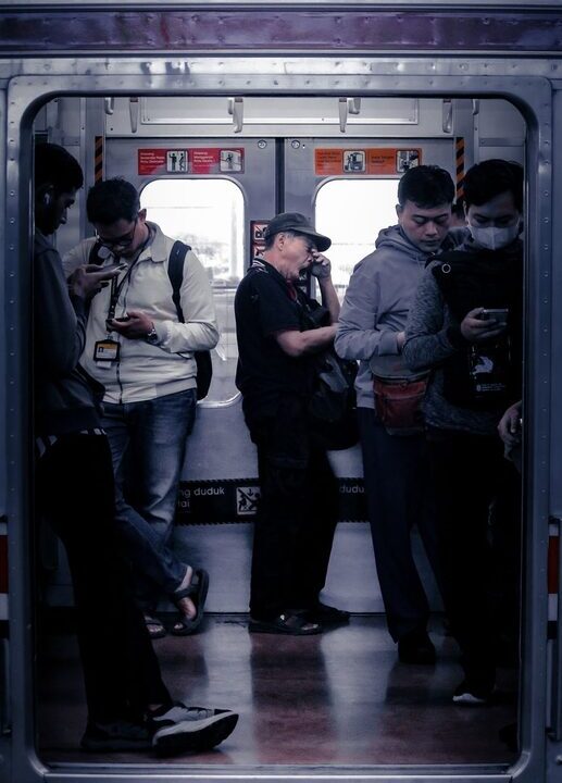 How to Maintain Healthy Phone Habits for Better Wellbeing